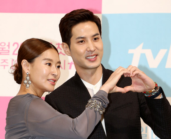 예지원-김지석, ’연상연하커플 지켜봐주세요’