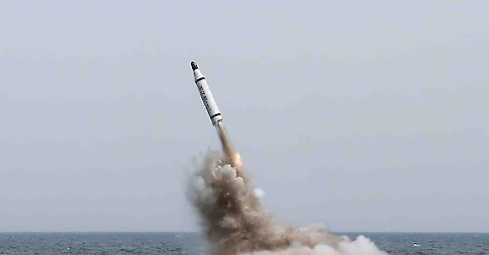 북한, 잠수함 탄도미사일 발사
