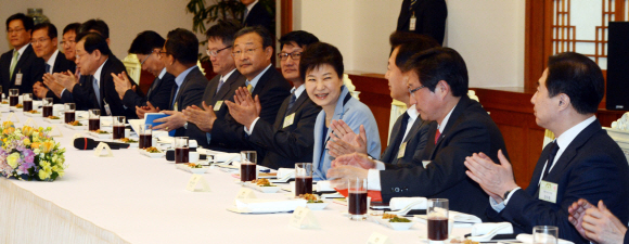 언론간담회 참석한 박근혜 대통령