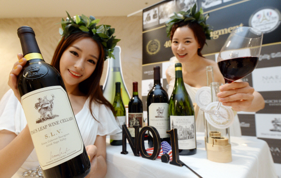 ‘파리의 심판’ 40주년 우승 와인 “할인합니다”