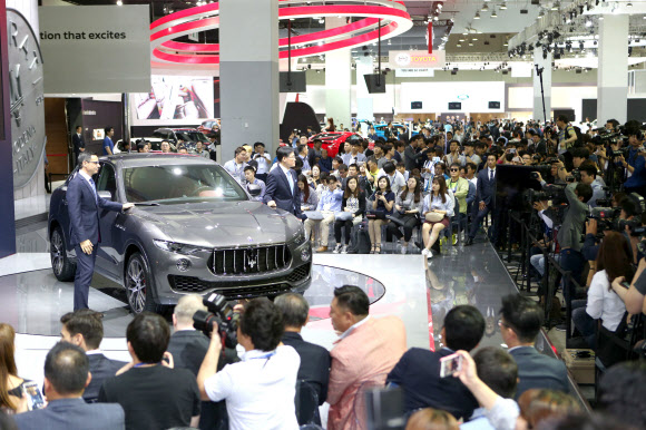 마세라티 브랜드 최초 SUV 공개