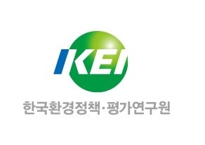 이정호 KEI 국가기후변화적응센터장, 천황폐하 만세 논란