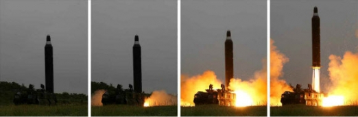 지난달 23일 北의 중장거리 미사일 ‘화성10’ 시험발사 사진 모습 연합뉴스
