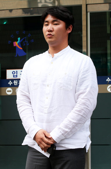 선고공판 마친 장성우