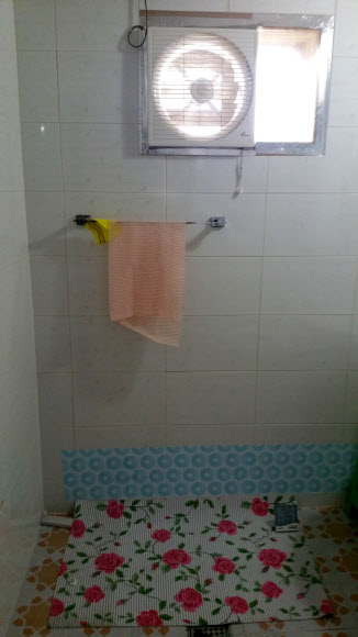 원영이 사건. 원영이가 갇혀 있던 화장실