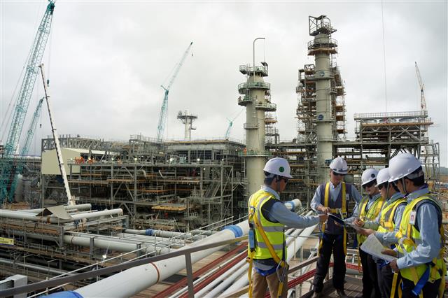 대우건설이 파푸아 뉴기니에 짓고 있는 LNG발전소의 모습. 대우건설 제공