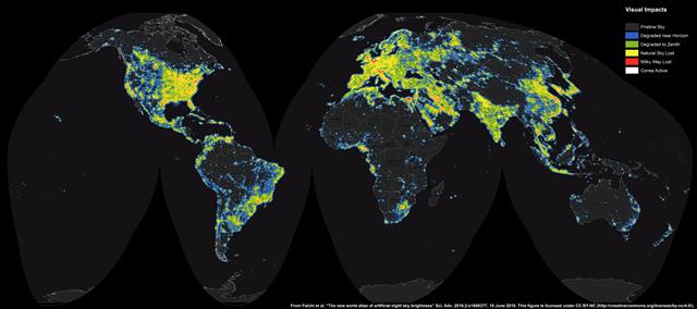 미국항공우주국(NASA)에서 운영하는 위성으로 찍은 사진을 재구성한 전 세계 빛공해 지도. NASA 제공