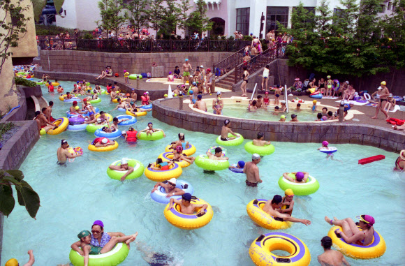 1997년 용인 에버랜드 수영장풍경