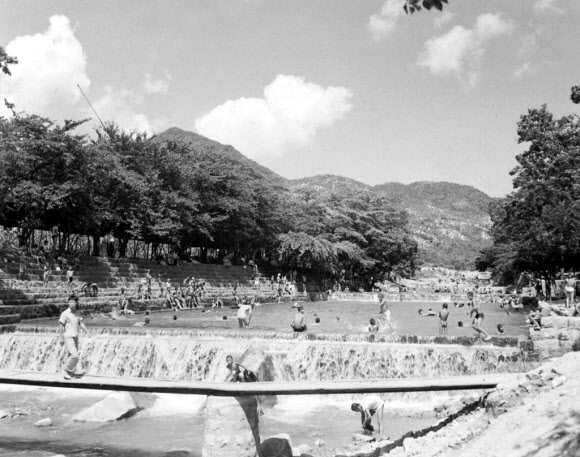 1958년 안양 풀장풍경