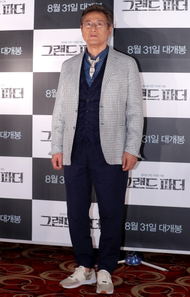 박근형, 뛰어난 패션감각