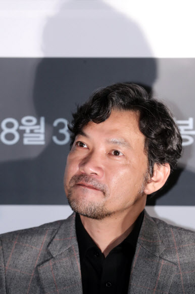 정진영, 강렬한 눈빛