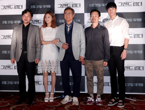 액션 느와르 영화 ’그랜드 파더’