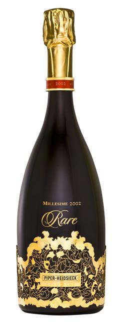 아영FBC가 국내에 수입·판매하는 ‘파이퍼 하이직 레어 2002’가 21세기 첫 번째 최고의 와인으로 선정됐다. 아영FBC 제공