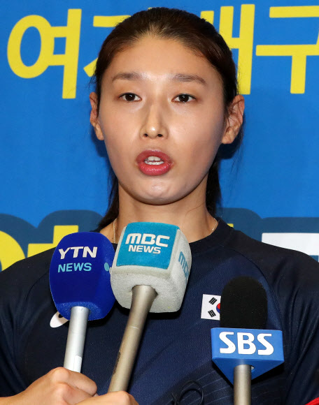 <올림픽> 인터뷰하는 김연경