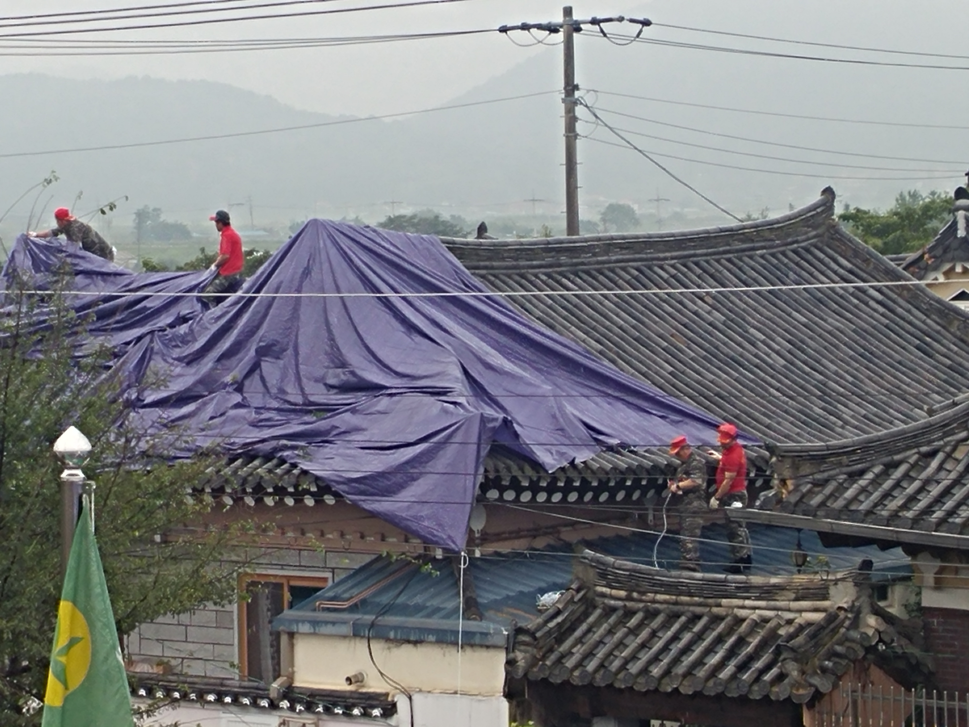 힘모아 지진피해 복구 작업