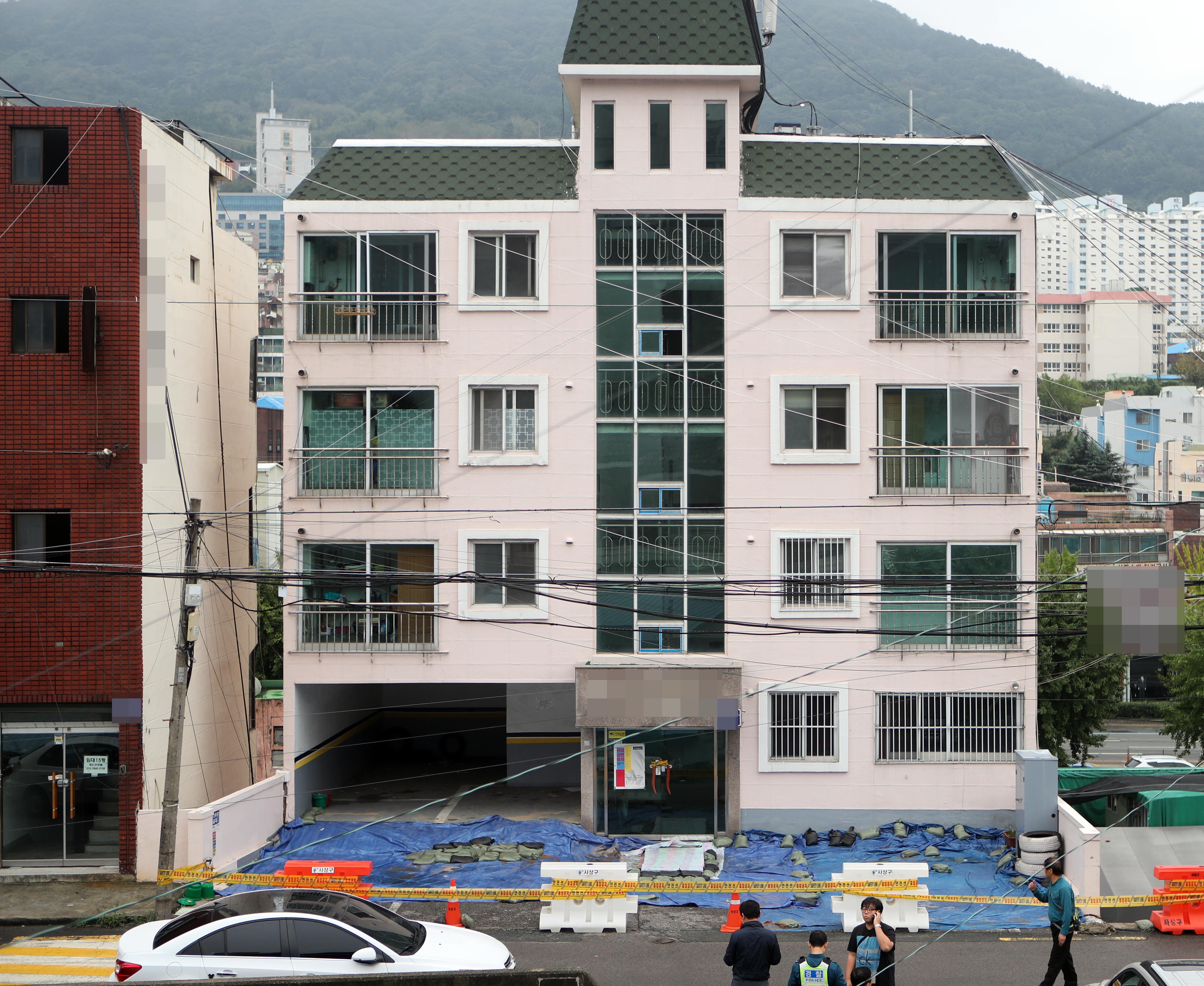 금이 ‘쩍’…불안한 빌라