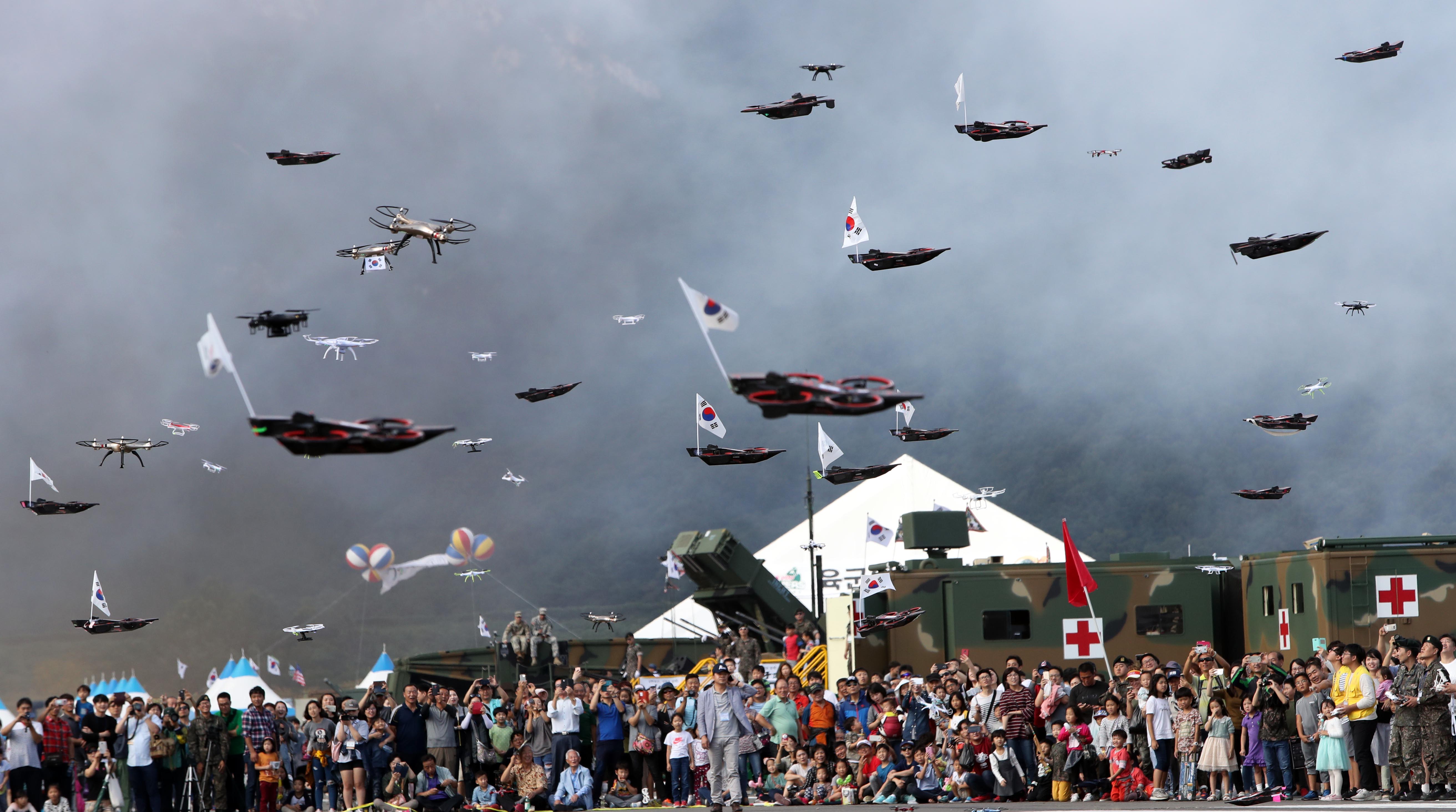 드론 300대 동시 비행으로 기네스북 도전