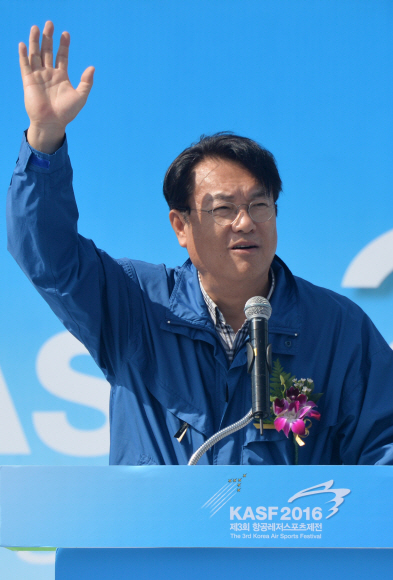 정진석 새누리당 원내대표