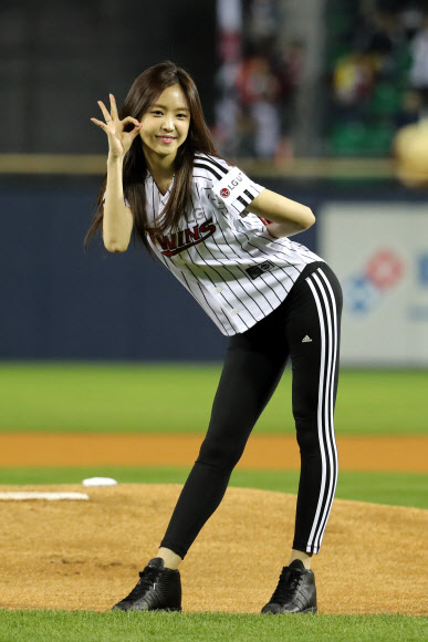 에이핑크 손나은 시구