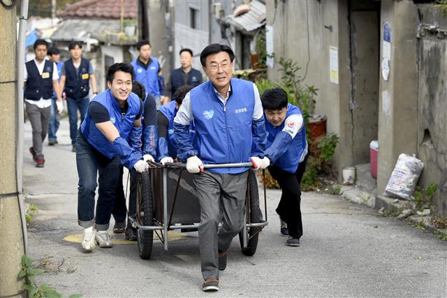 삼성생명 온정 담은 연탄 6만여장 기부