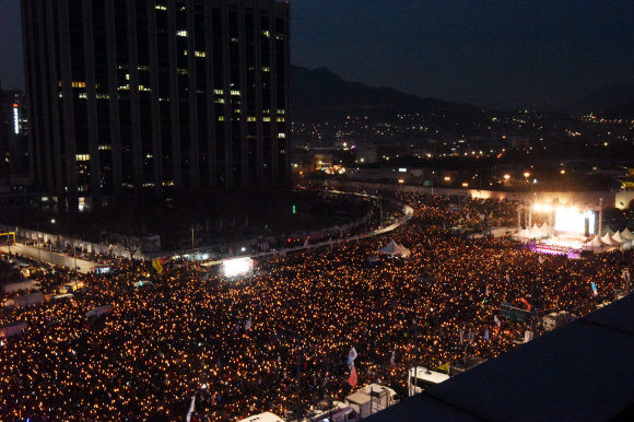 12월 3일 촛불집회…이것이 시민들의 마음