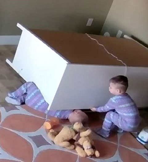 Kayil Sfoff Facebook