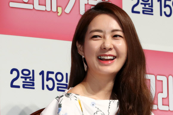 이요원, 우아한 미모