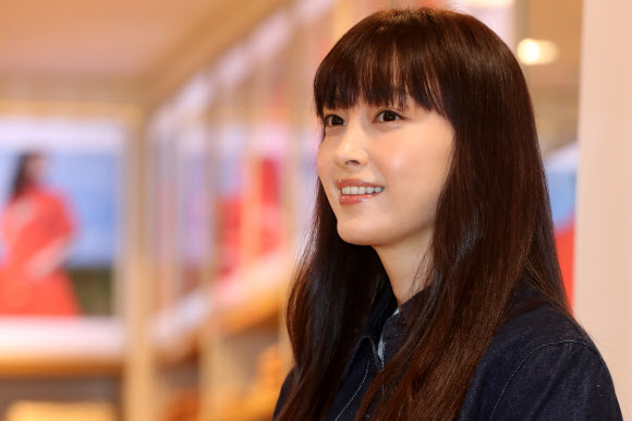 이나영, 완벽 이목구비