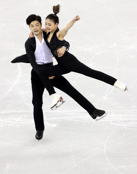 시부타니 남매 ’강릉 연기’