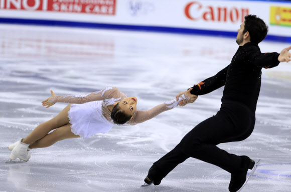 열연하는 지민지- 테미스토클레스