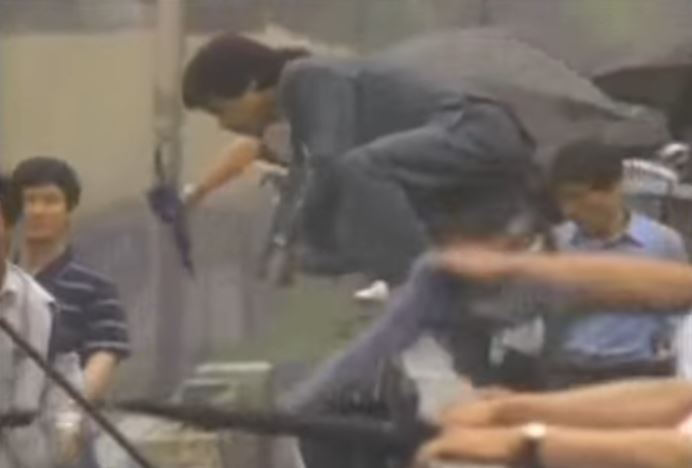 ‘90년대 신도림역에서 나오는 방법’ 영상 캡처.