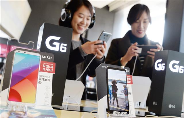 LG ‘G6’ 출시 예약판매 돌풍 계속 이어갈까