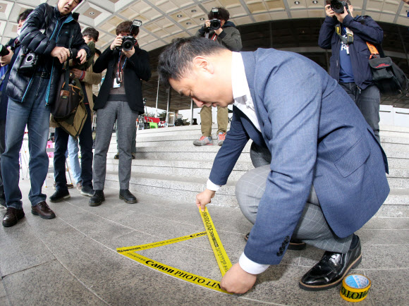 박 전 대통령 소환, 분주한 취재진