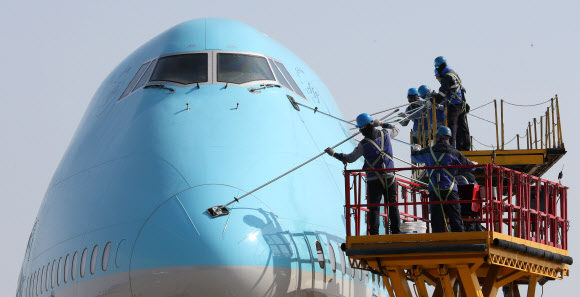 봄을 맞아 항공기를 깨끗하게
