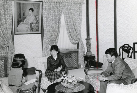 박근혜-1975년 서울신문과 대담. 서울신문 포토라이브러리