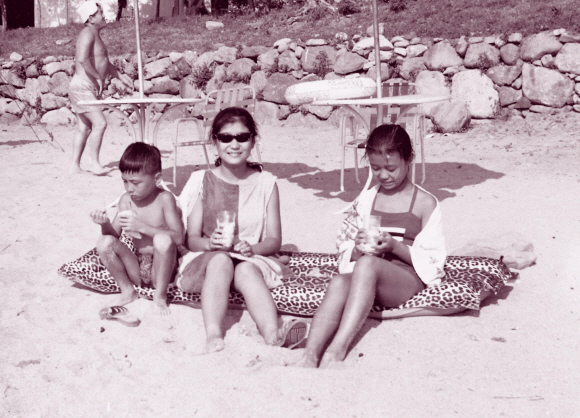 박근혜 자서전에 담긴 어릴적 모습. 서울신문 포토라이브러리