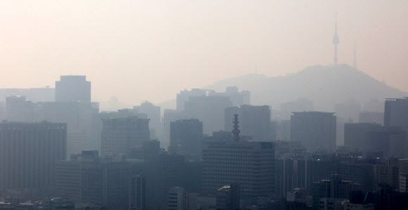 올 봄도 뿌옇게