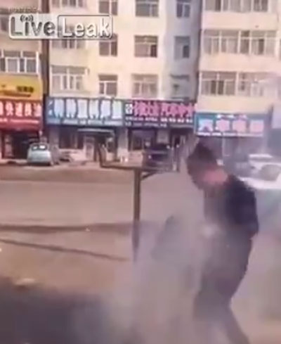 Liveleak.com / Pakistan TV youtube