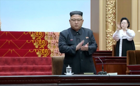 북한, 최고인민회의 개최 보도 …김정은 참석