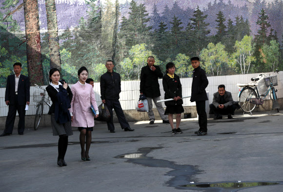 북한 여성 패션