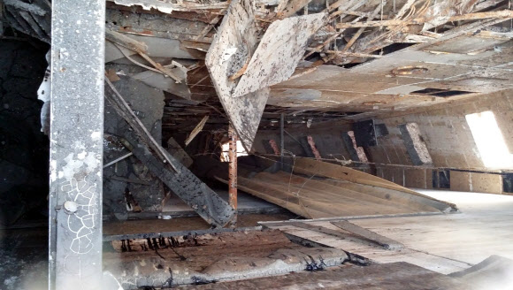 세월호 현장수습본부가 목포신항에 올라온 세월호의 내부수색을 18일 시작한다고 발표했다. 사진은 해수부가 18일 공개한 세월호 내부 모습.  해양수산부 제공=연합뉴스