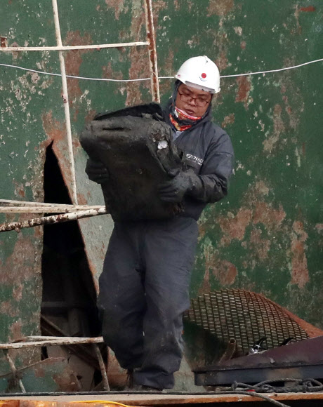 세월호에서 나온 가방