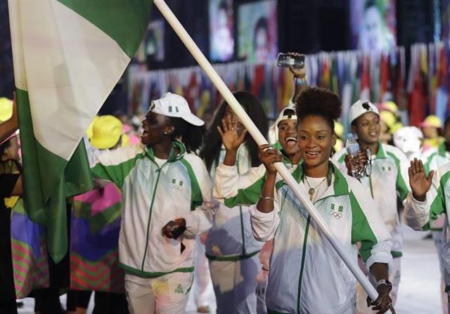 나이지리아 탁구 대표 올루푼케 오쇼나이케는 배 속에 7개월 태아를 가진 채 지난해 리우올림픽 개회식 기수로 입장했다. BBC 홈페이지 캡처