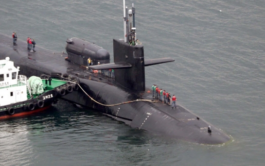 미국 핵 잠수함 미시간 승조원