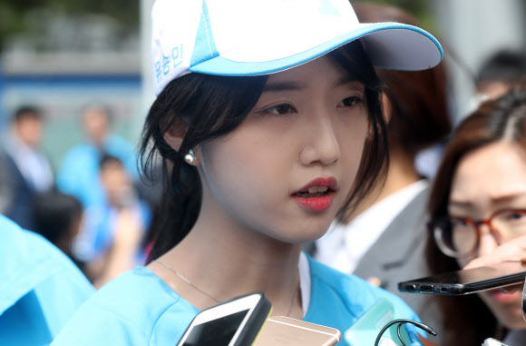 유승민 딸 유담 “아버지 끝까지 도울 것”