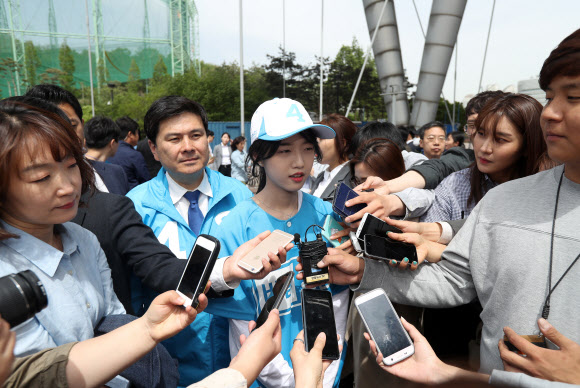 유승민 딸 유담 “아버지 끝까지 도울 것”