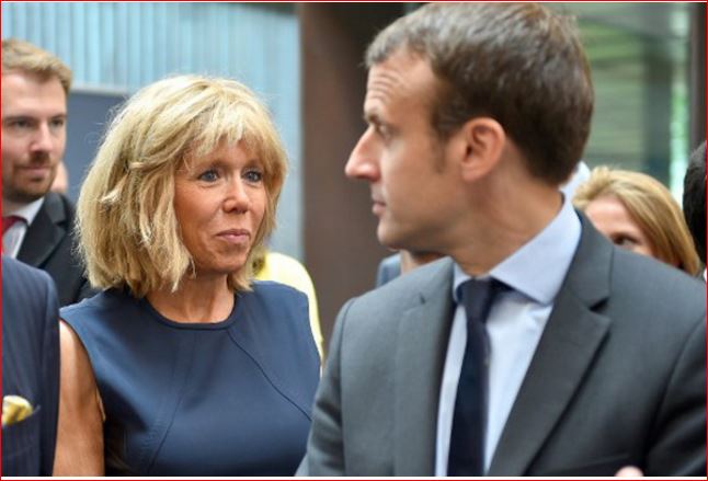 에마뉘엘 마크롱과 브리짓 트로뉴