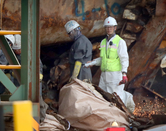 신중한 수습 현장