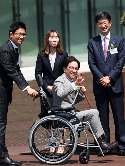 4년만에 공식행사 참석한 이재현 회장