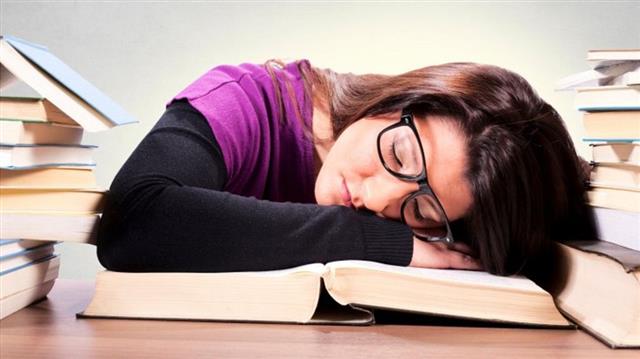 수면의 질이 건강에 큰 영향을 미친다는 조사결과 등이 발표되면서 잠깐이라도 휴식을 취하는 패스트힐링이 인기를 끌고 있다. 영국 BBC 제공